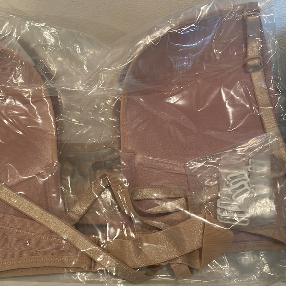 NWT 38A/B 36A/B EVENT deep U plunge cleavage bra multiway low back convertible - Picture 9 of 12